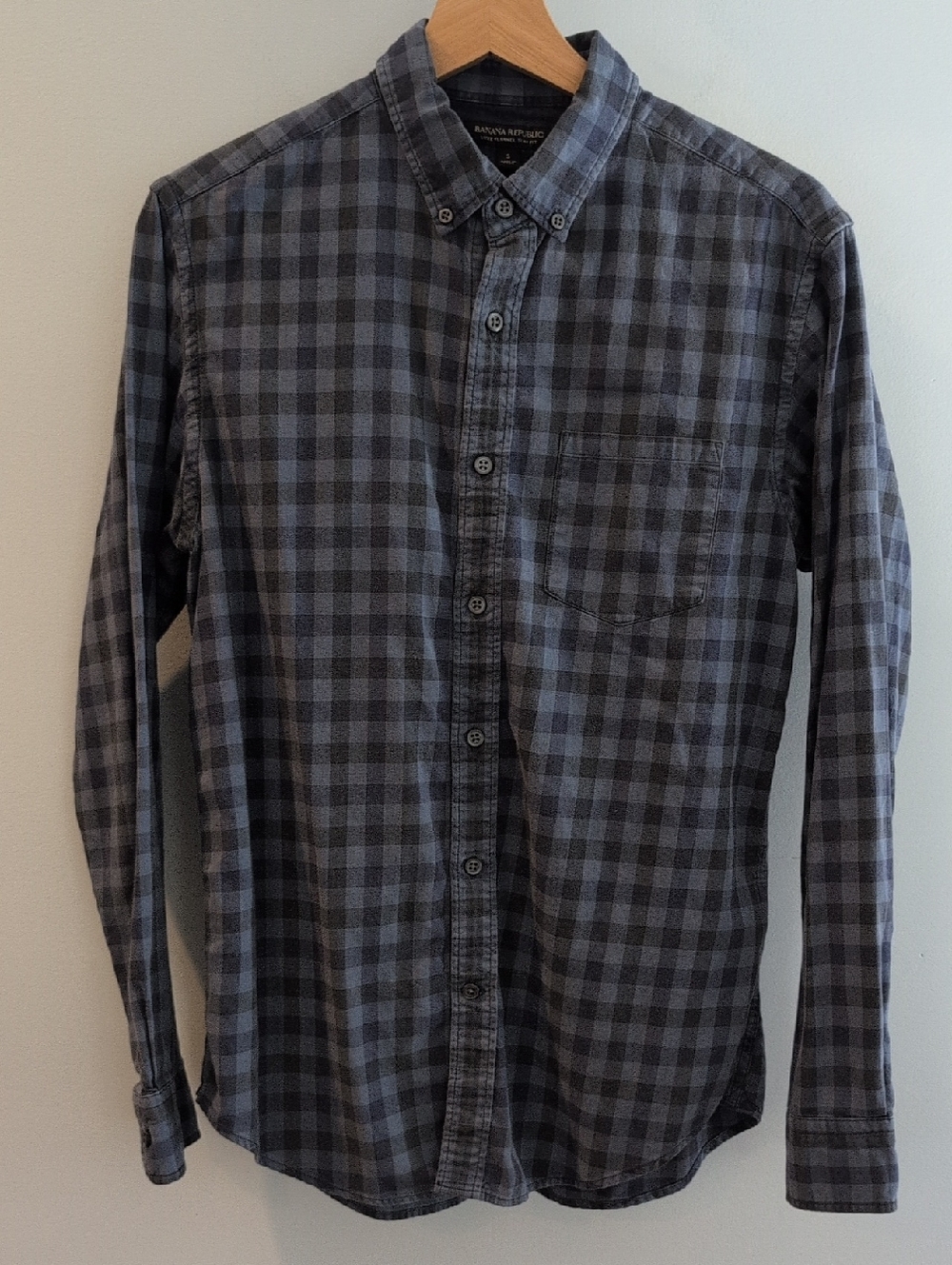 Banana Republic Men's Small Slim Fit Luxe Flannel Long Sleeve Button Down Shirt